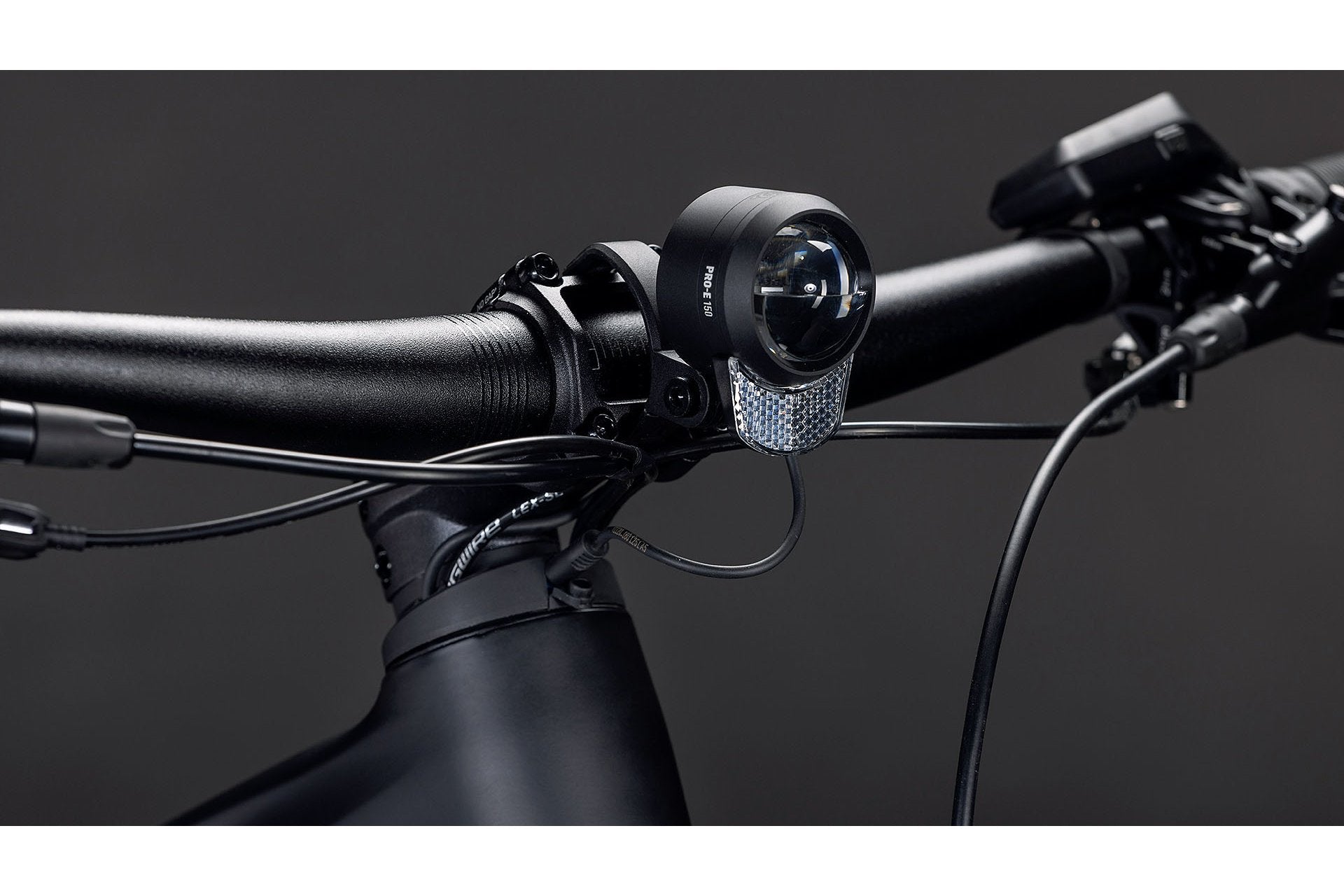 Cube Reaction Hybrid Pro 800 FE E-Trekkingrad – Bosch Performance Line CX Smart Gen5, 29 Zoll